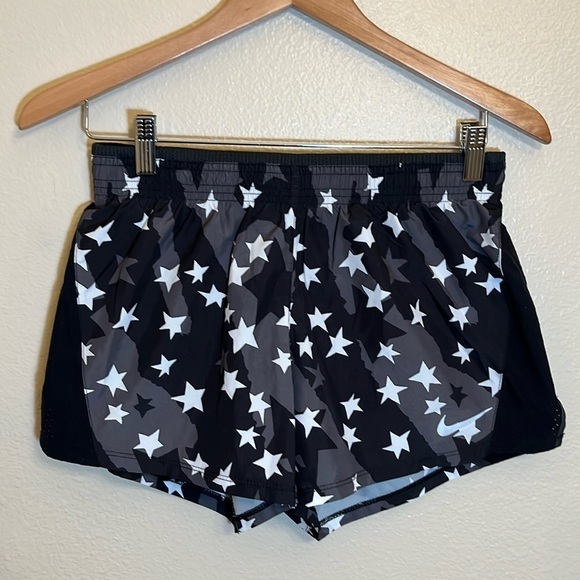 Nike Black Stars Athletic Running Shorts - Picture 1 of 12